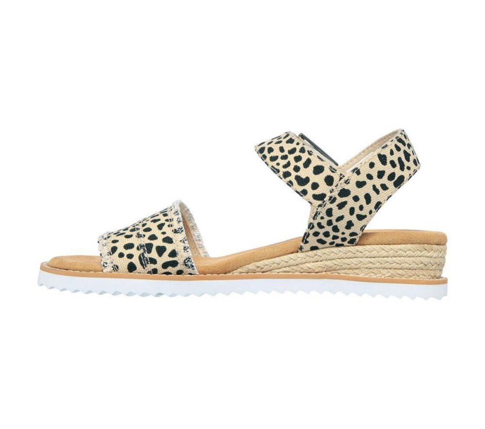 Skechers BOBS Desert Kiss - Social Kitty Women's Sandals Leopard | ZANT97253
