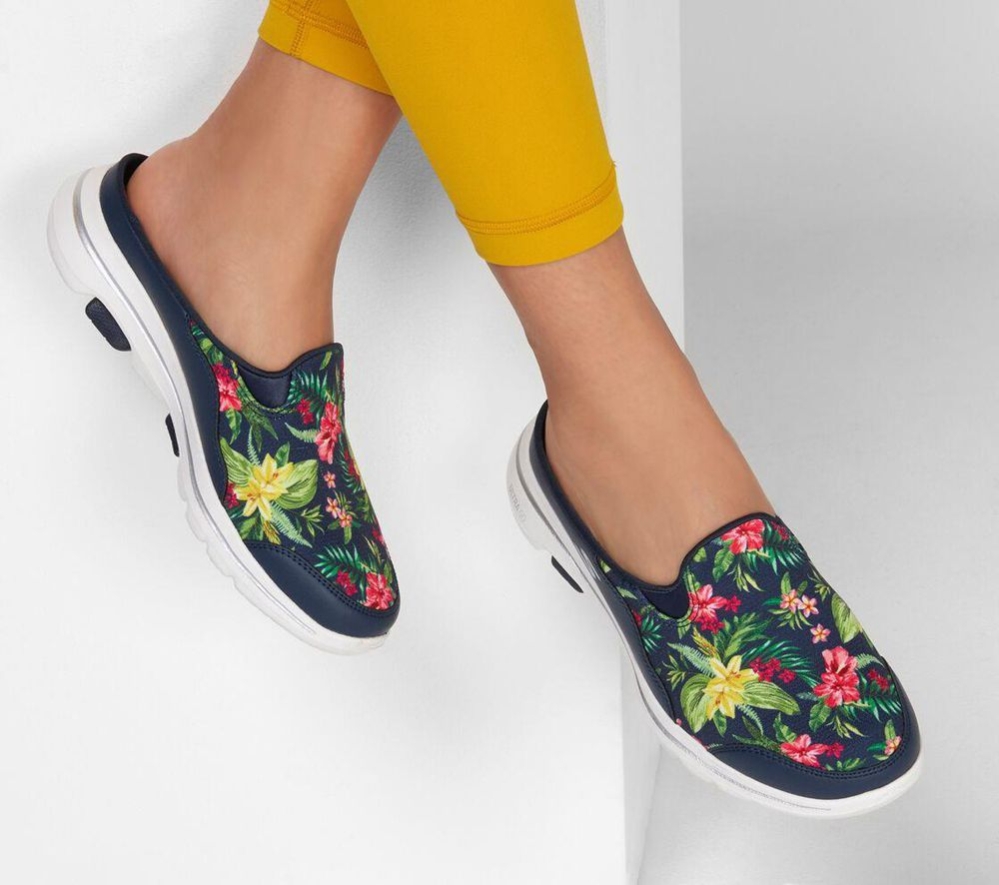 Skechers GOwalk 5 - Island Women's Walking Shoes Navy Multicolor | ZIBU20631