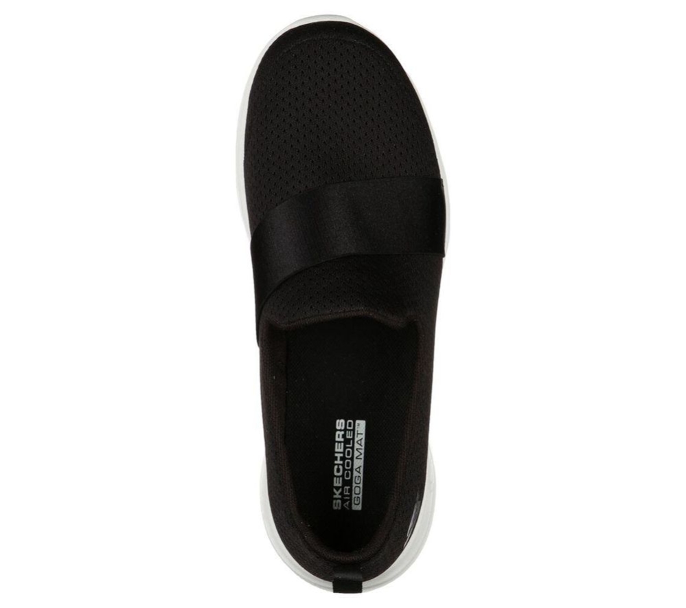 Skechers GOwalk Joy - Dream Lights Women's Walking Shoes Black White | EOVA71305