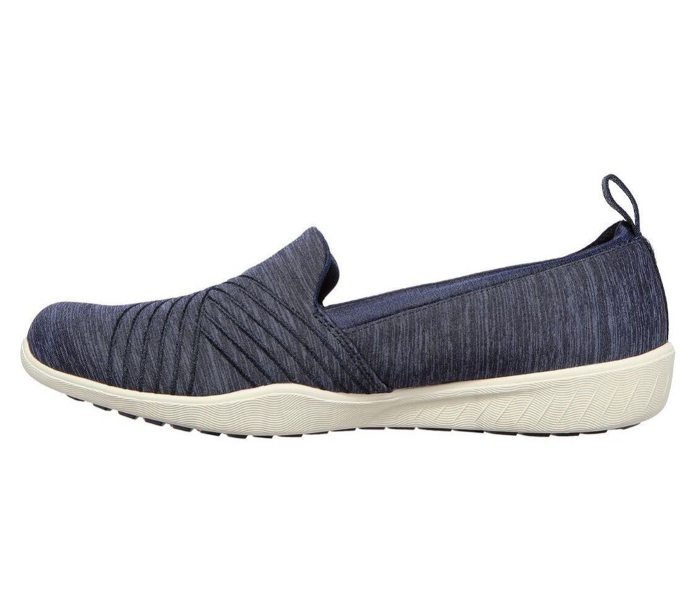 Skechers Newbury St - Better Together Women's Trainers Navy | MCOX61945