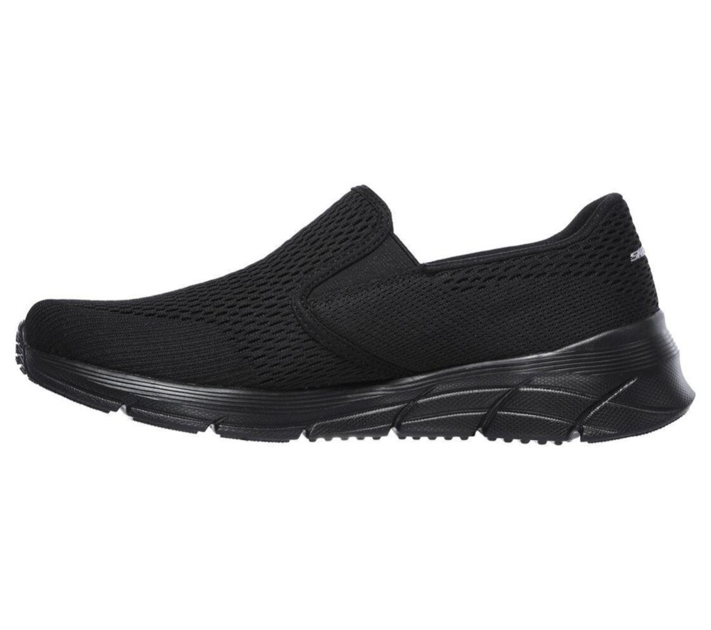 Skechers Relaxed Fit: Equalizer 4.0 - Triple-Play Men's Walking Shoes Black | EAVR64837
